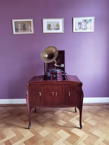 Wunderschöner phonoschrank - wunderschöner,