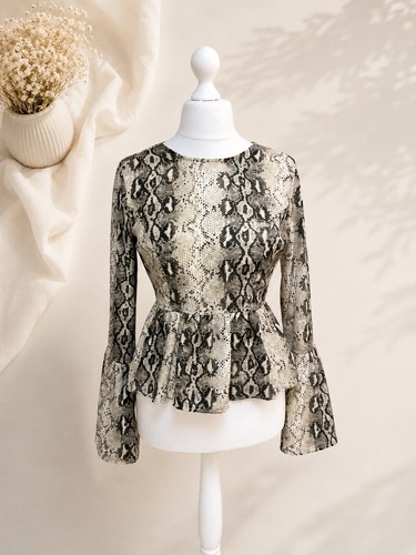 Edle bluse mit schlangenmuster - edle,