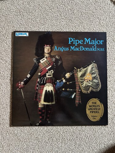 Pipe major angus - angus, macdonald