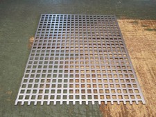 1 Loch-Blech 370mm x 305mm D 2mm Quadratlochung 10mm vz NeuM