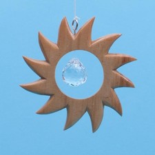 Kristallobjekt "Sonne" Holz natur mit Regenbogenkristall Feng Shui Mobile