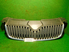 Frontgrill Skoda Fabia II (542) 1,2i 44kW 60PS BJ.2009 5J0853668A