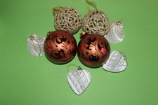 8 Weihnachtskugeln, Glocken, Herzen, rot, weiß, silbern, Weihnachten, Christbaum