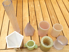 großes Konvolut Kerzen Silikonformen sehr viele diverse Dochte Trichter