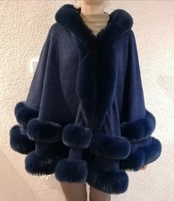 Umhang mit Kapuze Cape