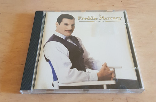Freddie mercury - mercury, queen