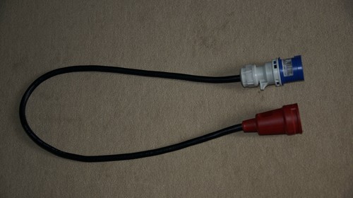Adapter cee stecker 16a - 16a, 230v