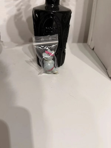 Figur die happy - Ü-ei,