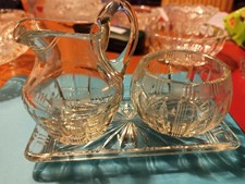 Kristall, Zuckerdose, Milchkännchen, kl. Tablett, Höhe bis 13 cm, Breite ca. 17 