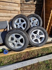 Hankook Winterreifen w320 235