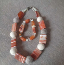 Statement Halskette mit Armband, 2er Set, Natursteine, Filzperlen, Handgefertigt