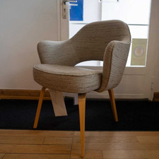 Knoll International Konferenzstuhl Saarinen Stoff Rivington Beige Gestell 