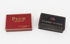 2x alte Blechdose PUCK