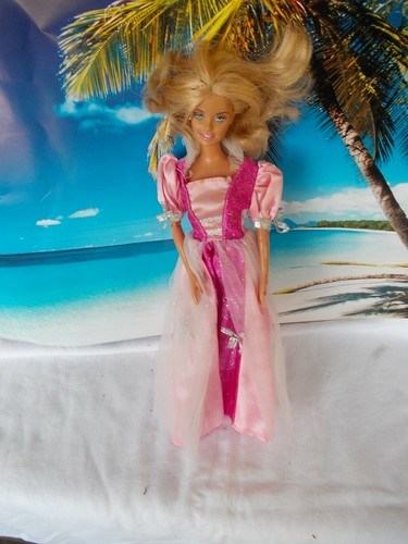 Barbie puppe mit - barbie, puppe,