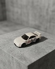 Hot wheels nissan skyline r33 - hot,