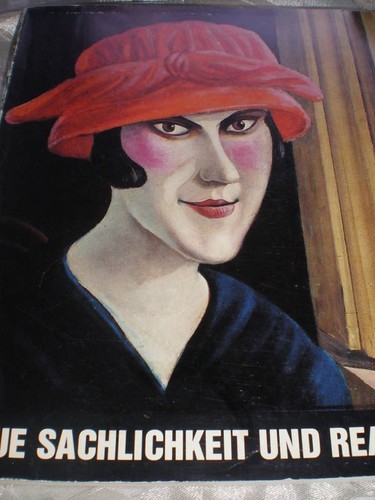 Neue sachlichkeit und - sachlichkeit,