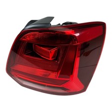 Rückleuchte rechts abgedunkelt Rücklicht VW Polo 6R Facelift 6C0945096M