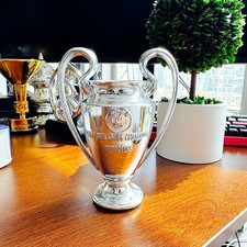 Champions League Pokal Resin