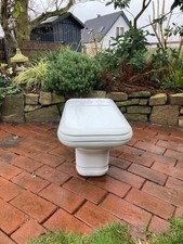 Keramag Porzellan-Toilette zur