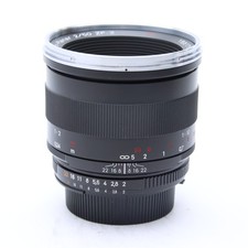 Carl Zeiss Makro-Planar T*