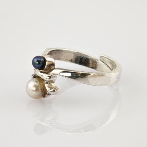 Eleganter silberring mit zwei - mit,