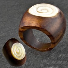 Holz Ring Perlmutt Rose