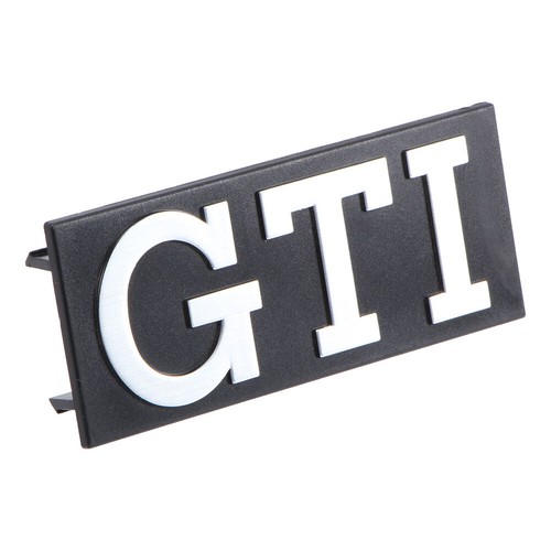 Verchromtes gti signet auf - verchromtes, gti-signet