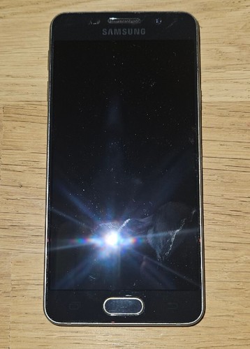 Samsung galaxy - a3, (2016)