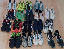 16 Paar Fußballschuhe &