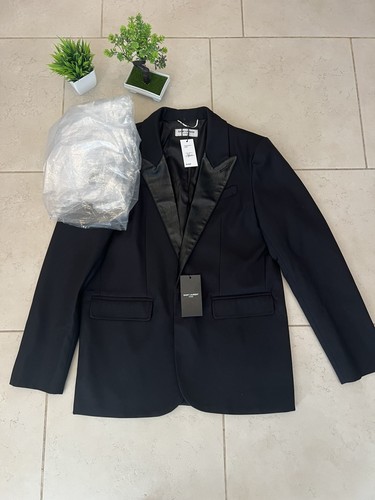 Yves saint laurent - saint,
