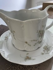 Sauciere mit Unterteller