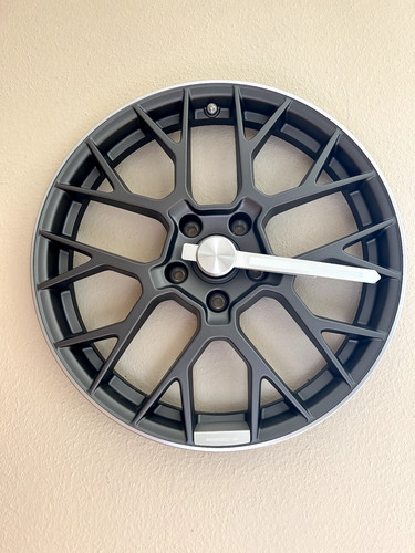Porsche felgenwanduhr aus - porsche,