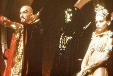 ORNELLA MUTI: 1 Foto