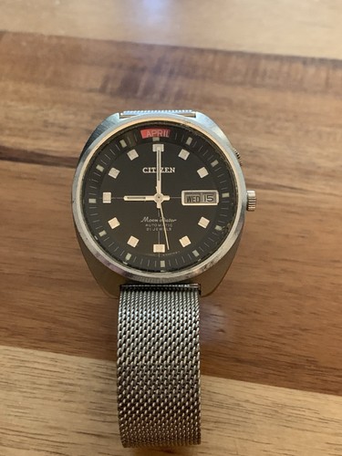 Citizen moon dater - moon,