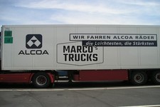 LKW Foto Kofferauflieger