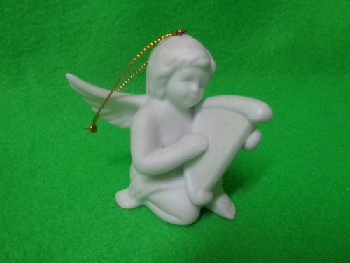 Kleiner weißer engel mit - engel,