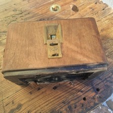 Antikes Röhrenradio