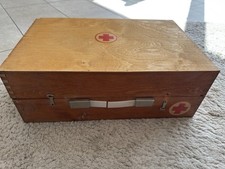 DDR Verbandskasten /Erste