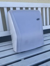 Hagleitner Papierhandtuch Spender Sensor berührungslos Papierspender.