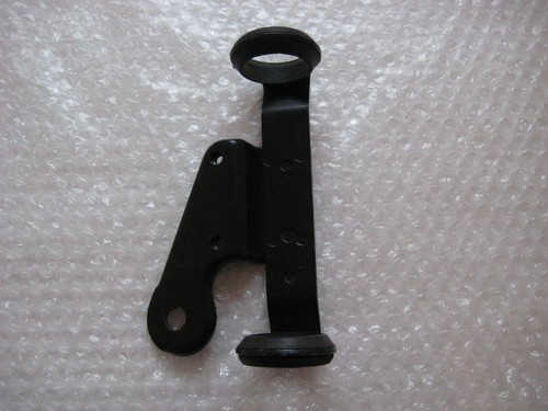 Scheinwerferhalter links