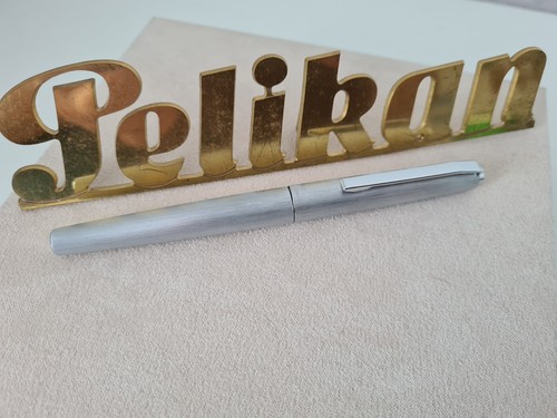 Pelikan p482 14ct 585 - p482, "m"