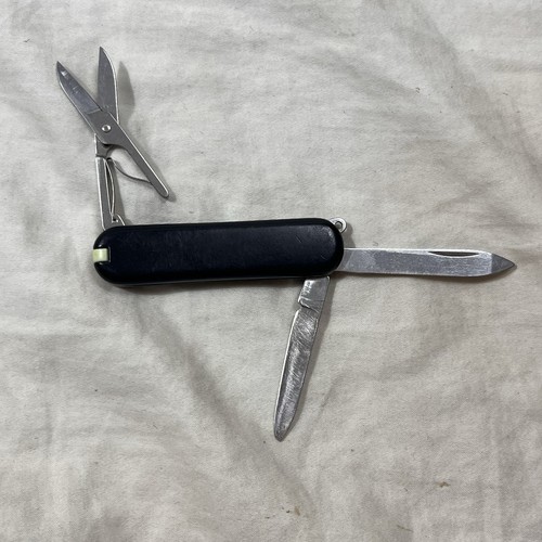 Victorinox victoria swiss - victoria, army