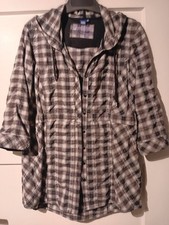 Blusenjacke mit Kapuze von