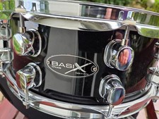 Kleine Trommel mit Zubehör und Rucksacktasche