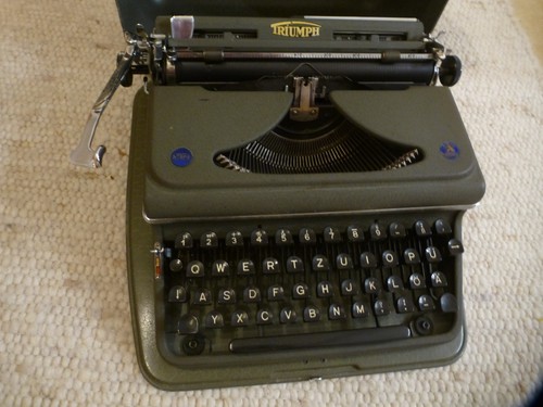 Schreibmaschine triumph norm - schreibmaschine,