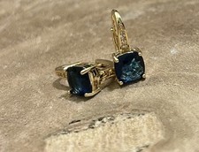 Wunderschöne Ohrringe