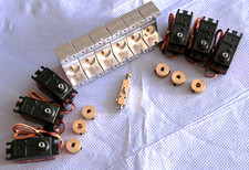 RC 6-fach Hydraulik-Steuerventil aus Alu (LESU Y1514-6) mit 6 Servos und DBV