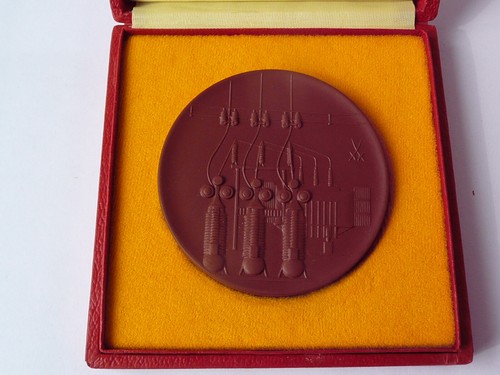 Medaille aus böttger - aus,