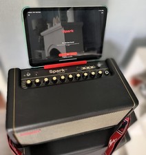 POSITIVE GRID SPARK 40 W SMART