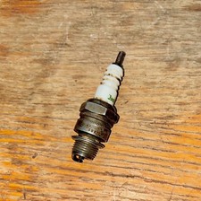 Isolator M14-225 Zündkerze, Made in GDR, Trabant, DDR